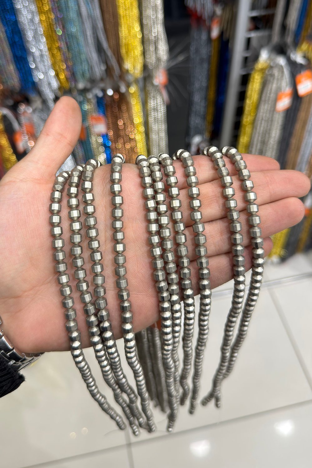 Hematit Taşı Özel Kesim 6x6mm- Mat Titanyum Doğal Taş Dizi