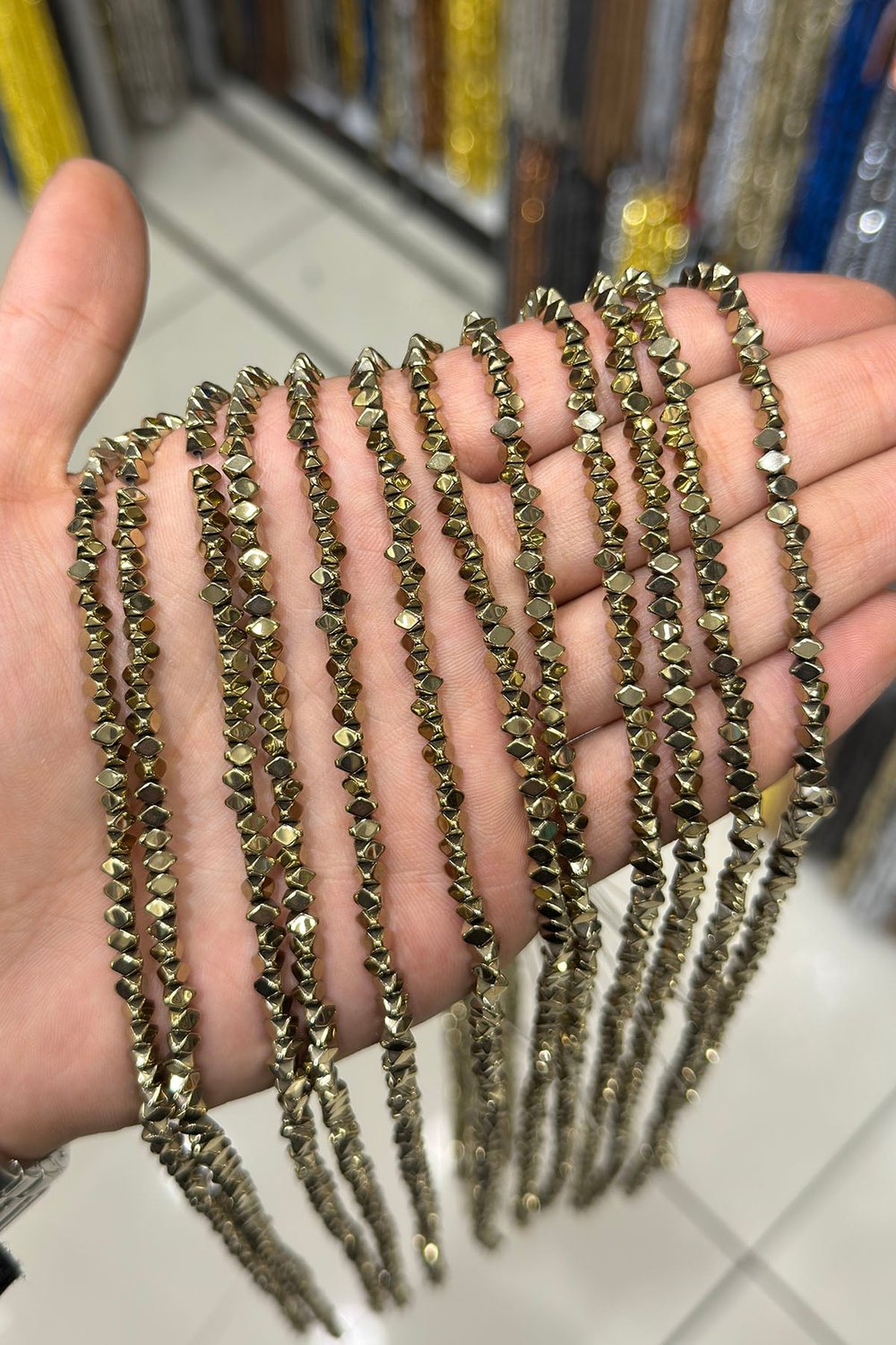 Hematit Taşı Rondela Kesim 4x3mm- Parlak Antik Sarı Doğal Taş Dizi