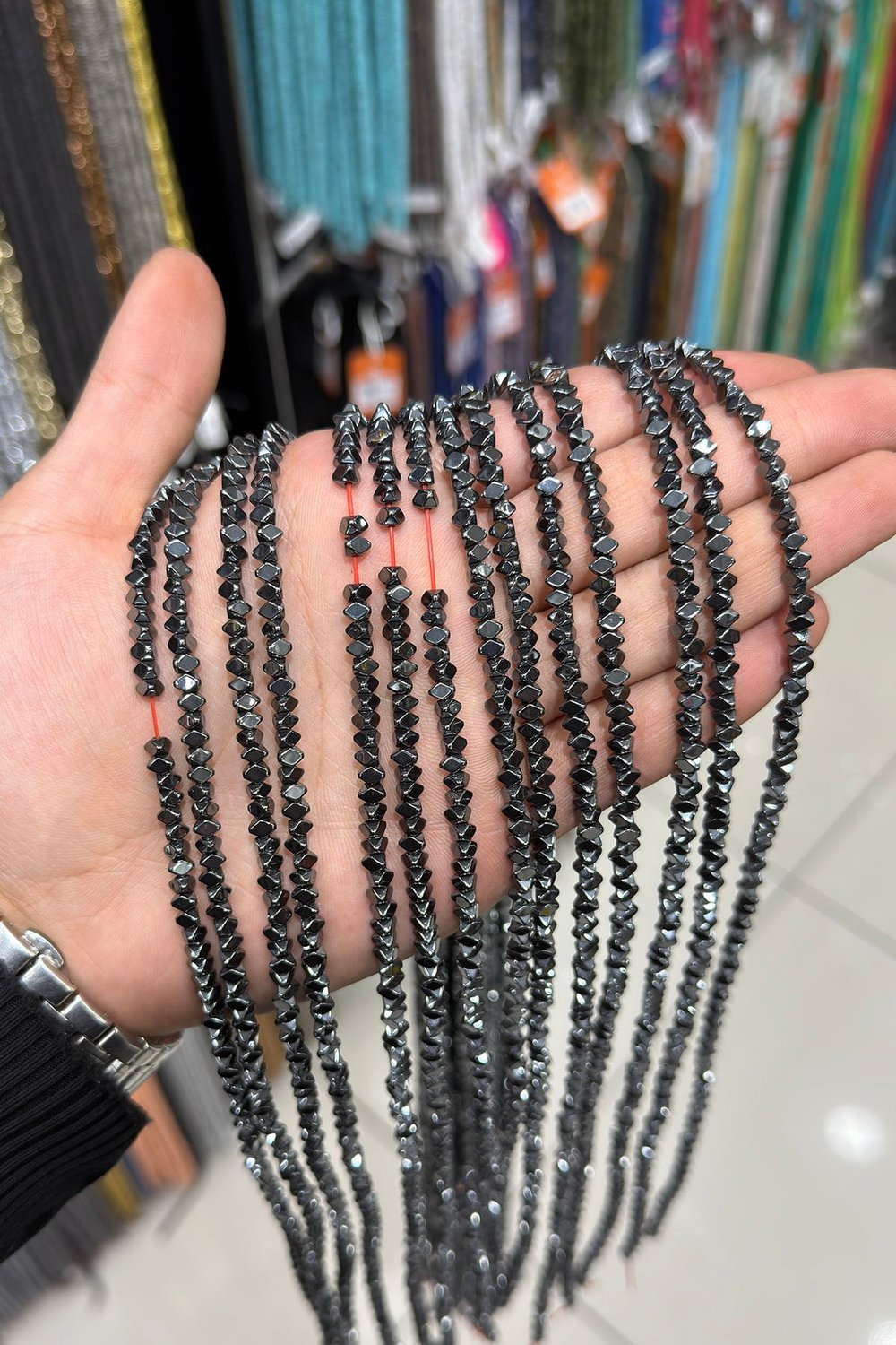 Hematit Taşı Rondela Kesim 4x3mm- Parlak Füme Doğal Taş Dizi