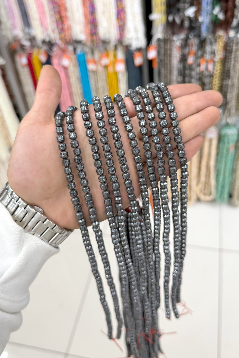Hematit Taşı Rondela Kesim 4x6mm- Parlak Füme Doğal Taş Dizi