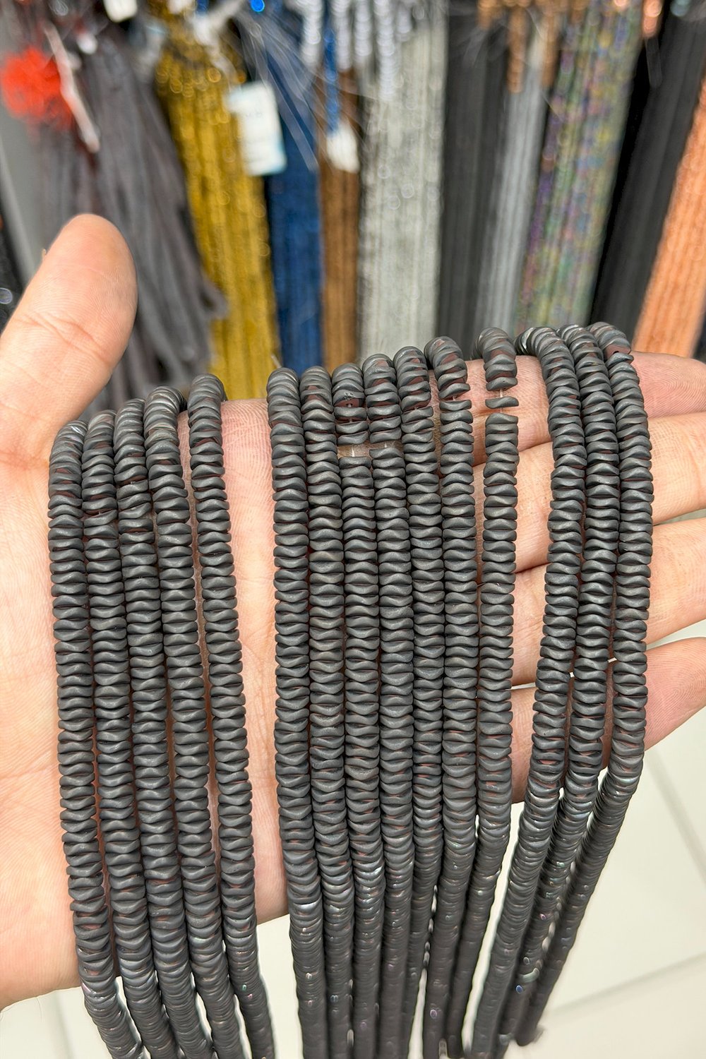 Hematit Taşı Rondela Kesim Mat Siyah 6x1mm Doğal Taş Dizi