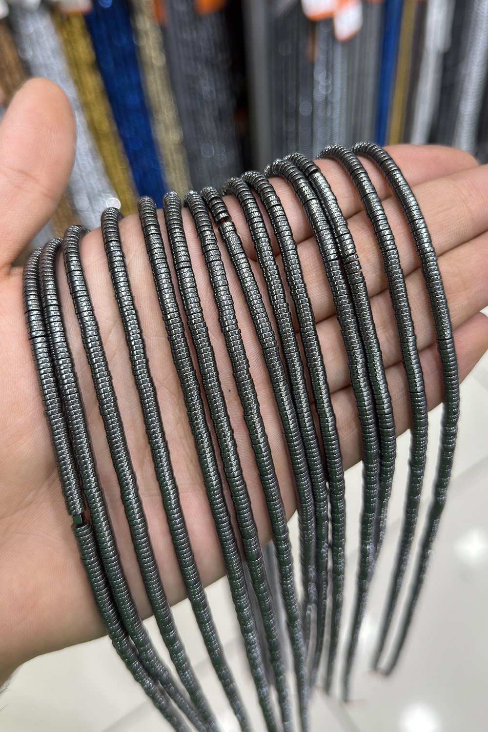 Hematit Taşı Rondela Kesim Parlak Füme 4x1mm Doğal Taş Dizi