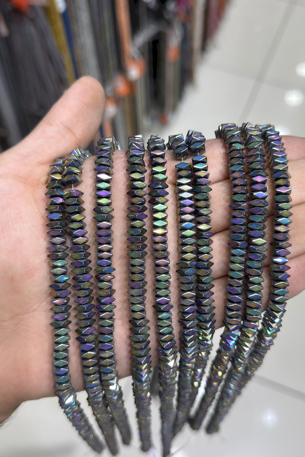 Hematit Taşı Rondela Kesim Parlak Gökkuşağı 6x3mm Doğal Taş Dizi