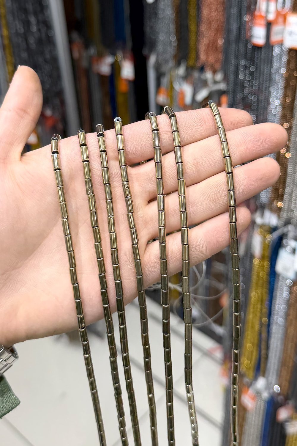 Hematit Taşı Silindir Kesim Parlak Antik Sarı 4x8mm Doğal Taş Dizi