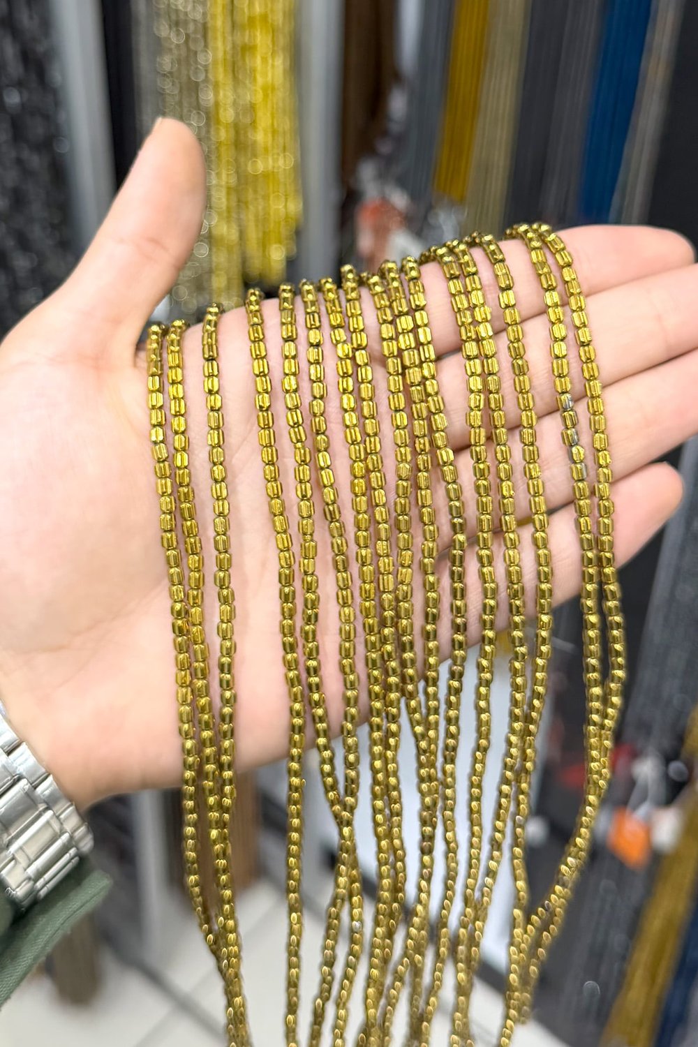 Hematit Taşı 4x4mm Silindir Kesim Doğal Taş Diziler