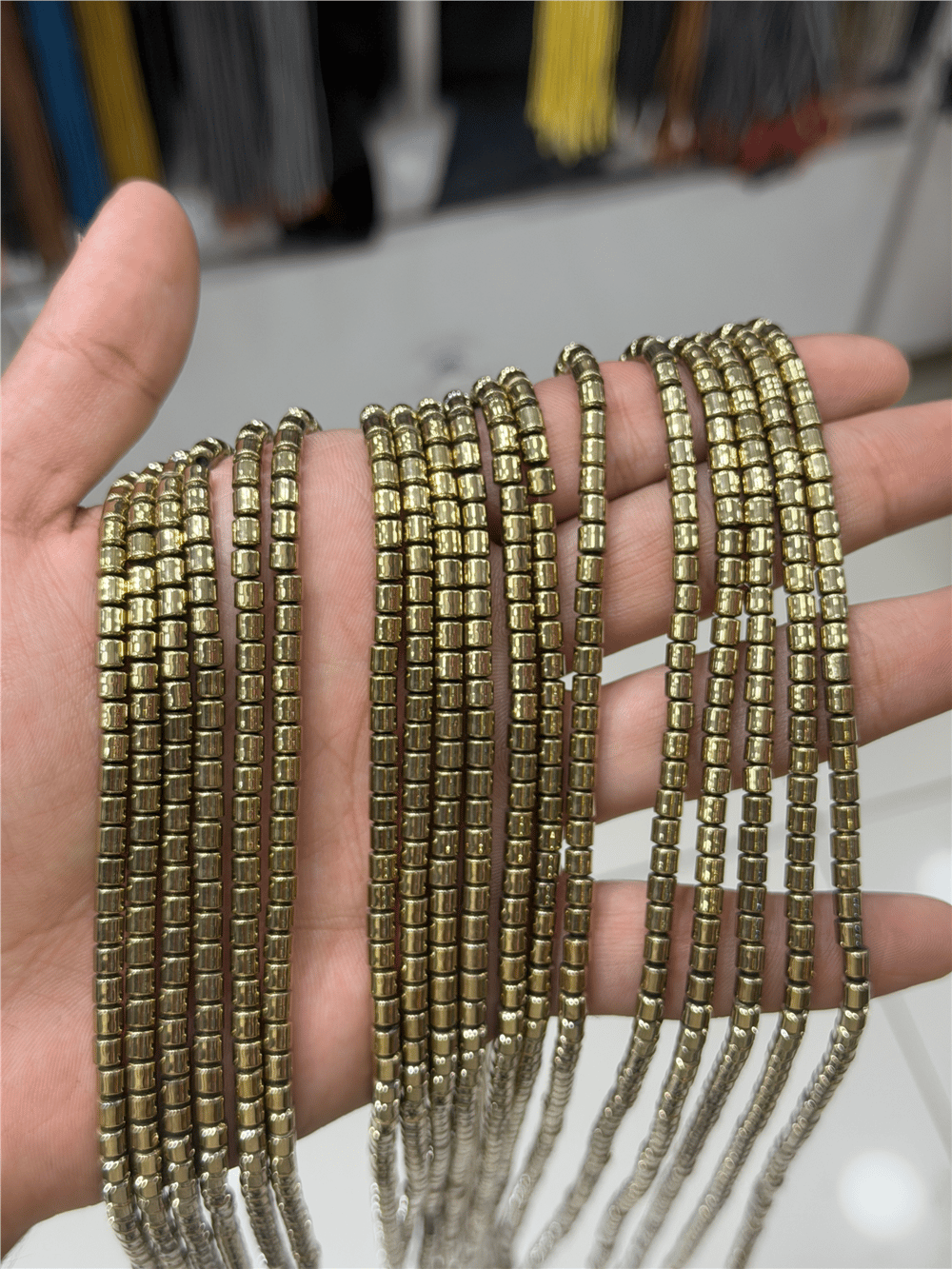 Hematit Taşı Silindir Kesim Parlak Antik Sarı 4mm Doğal Taş Dizi