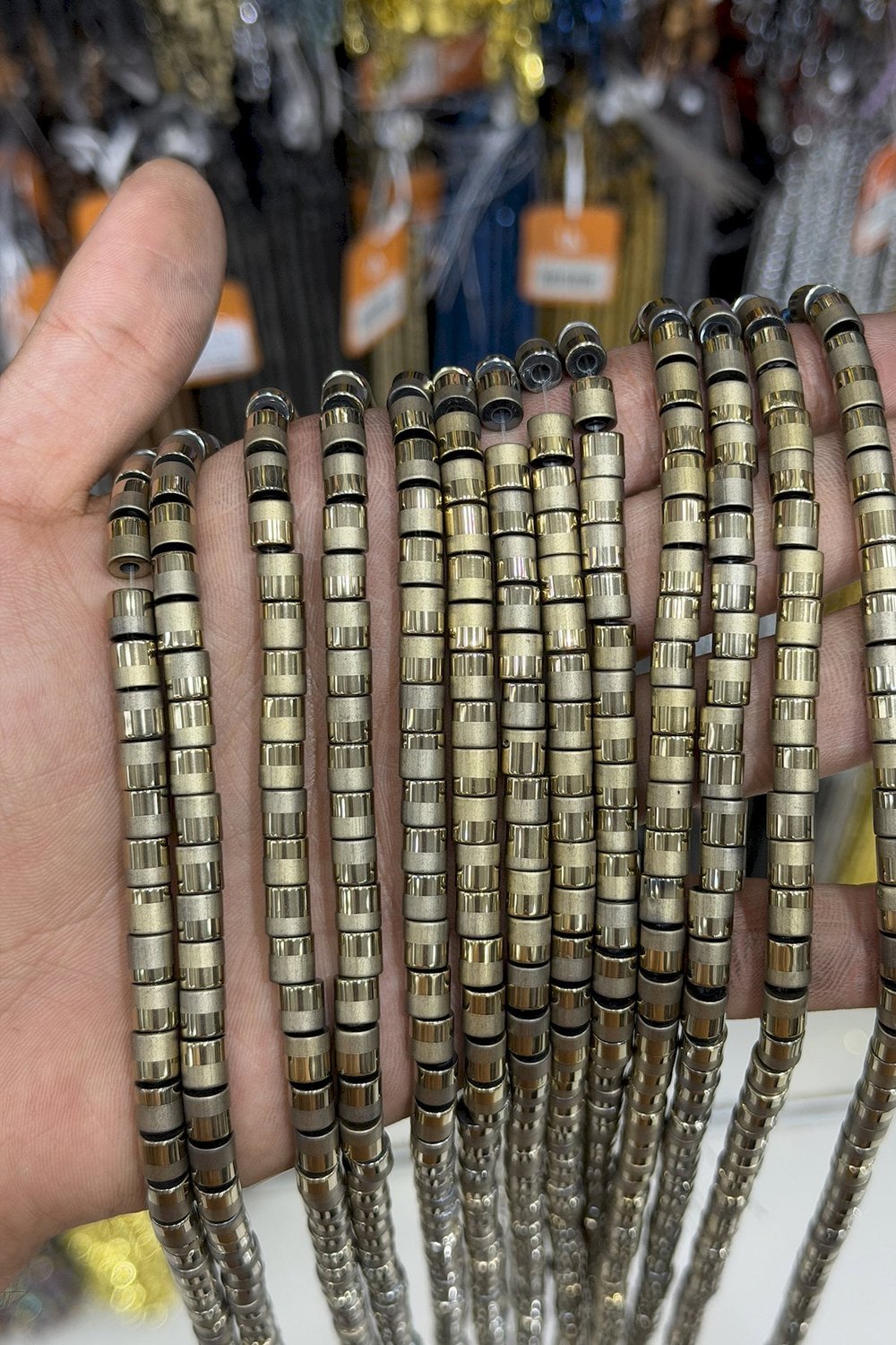 Hematit Taşı Silindir Kesim Parlak Antik Sarı 6x6mm Doğal Taş Dizi