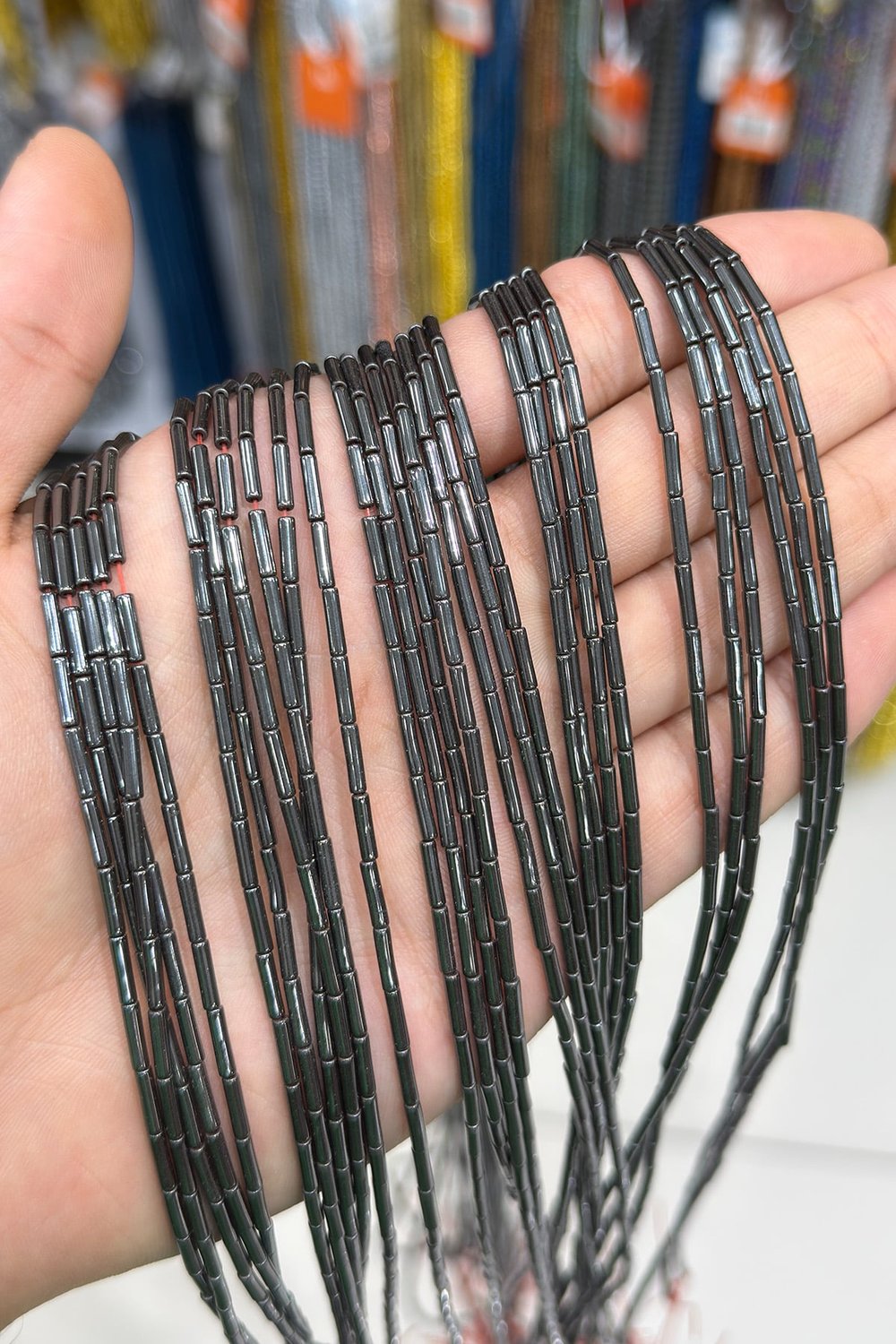 Hematit Taşı Silindir Kesim Parlak Füme 2x8mm Doğal Taş Dizi