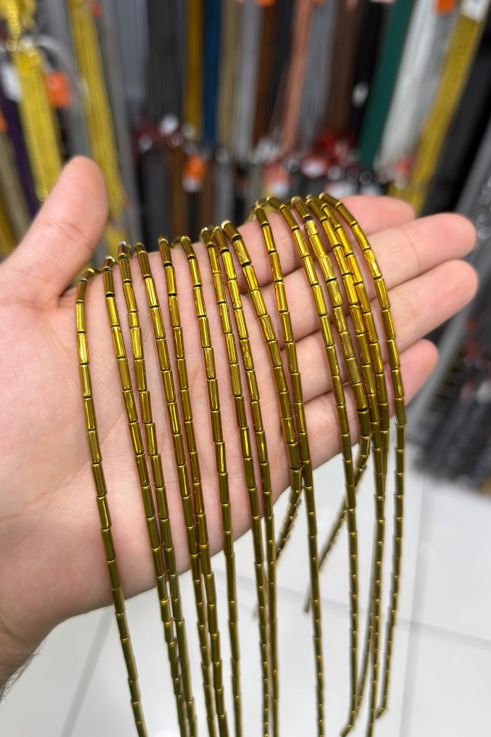 Hematit Taşı Silindir Kesim Parlak Gold 3x9mm Doğal Taş Dizi