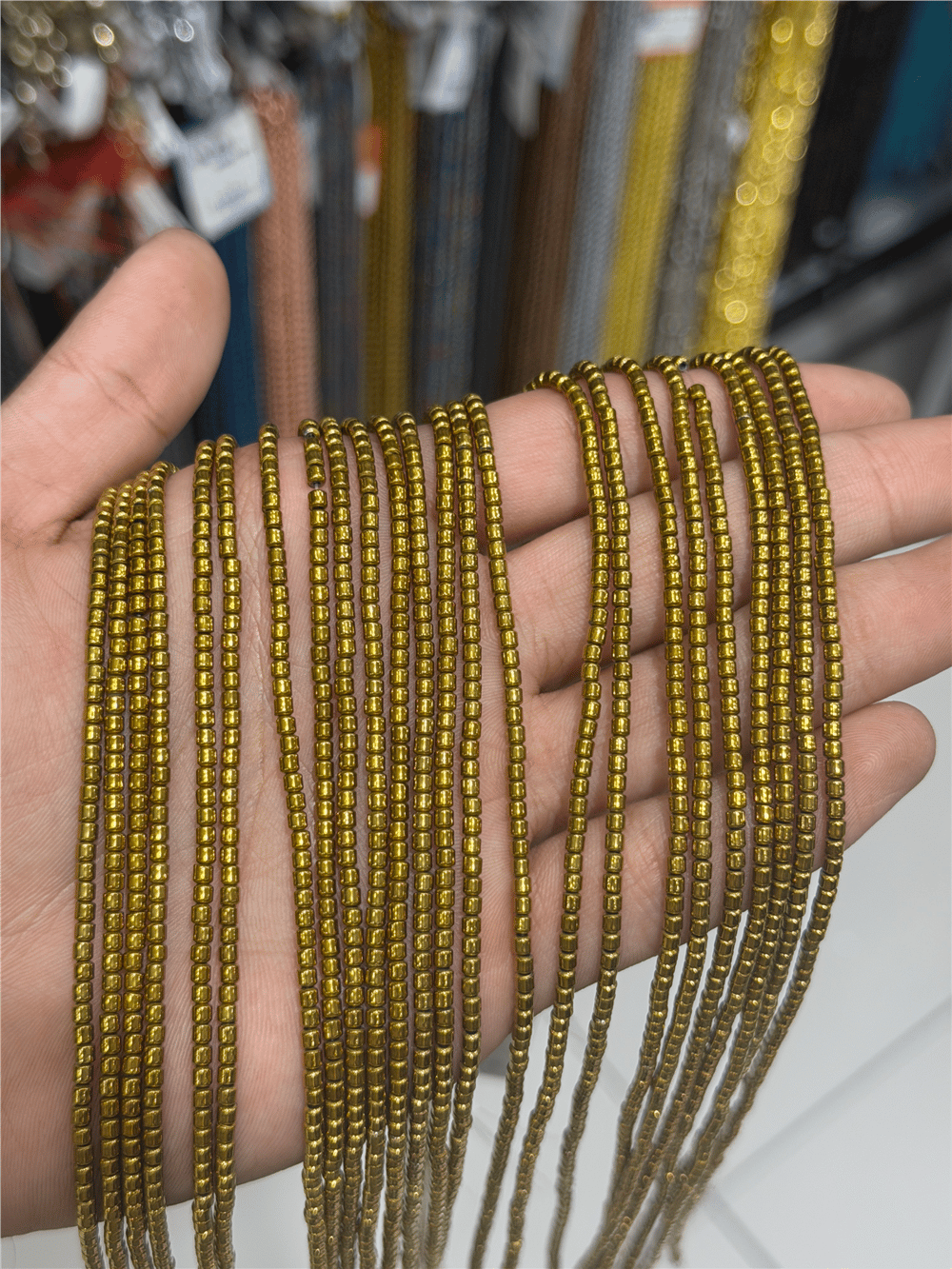 Hematit Taşı Silindir Kesim Parlak Gold 2mm Doğal Taş Dizi