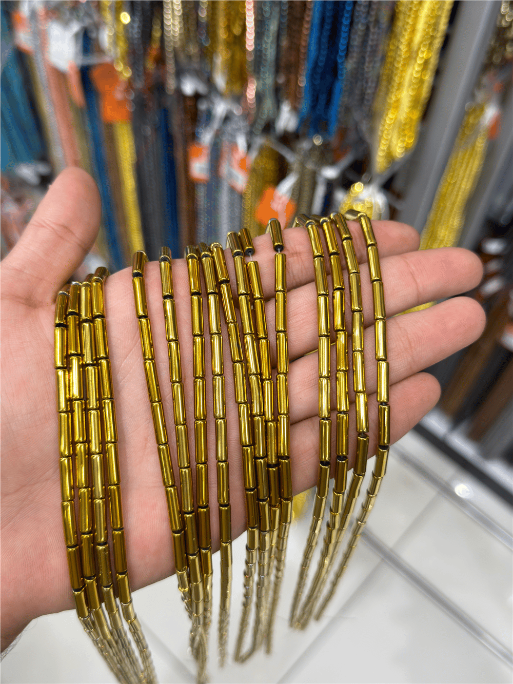 Hematit Taşı Silindir Kesim Parlak Gold 4x13mm Doğal Taş Dizi