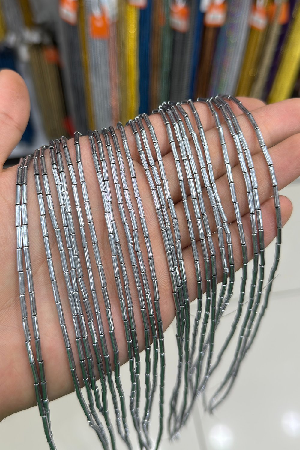 Hematit Taşı Silindir Kesim Parlak Gümüş 2x8mm Doğal Taş Dizi