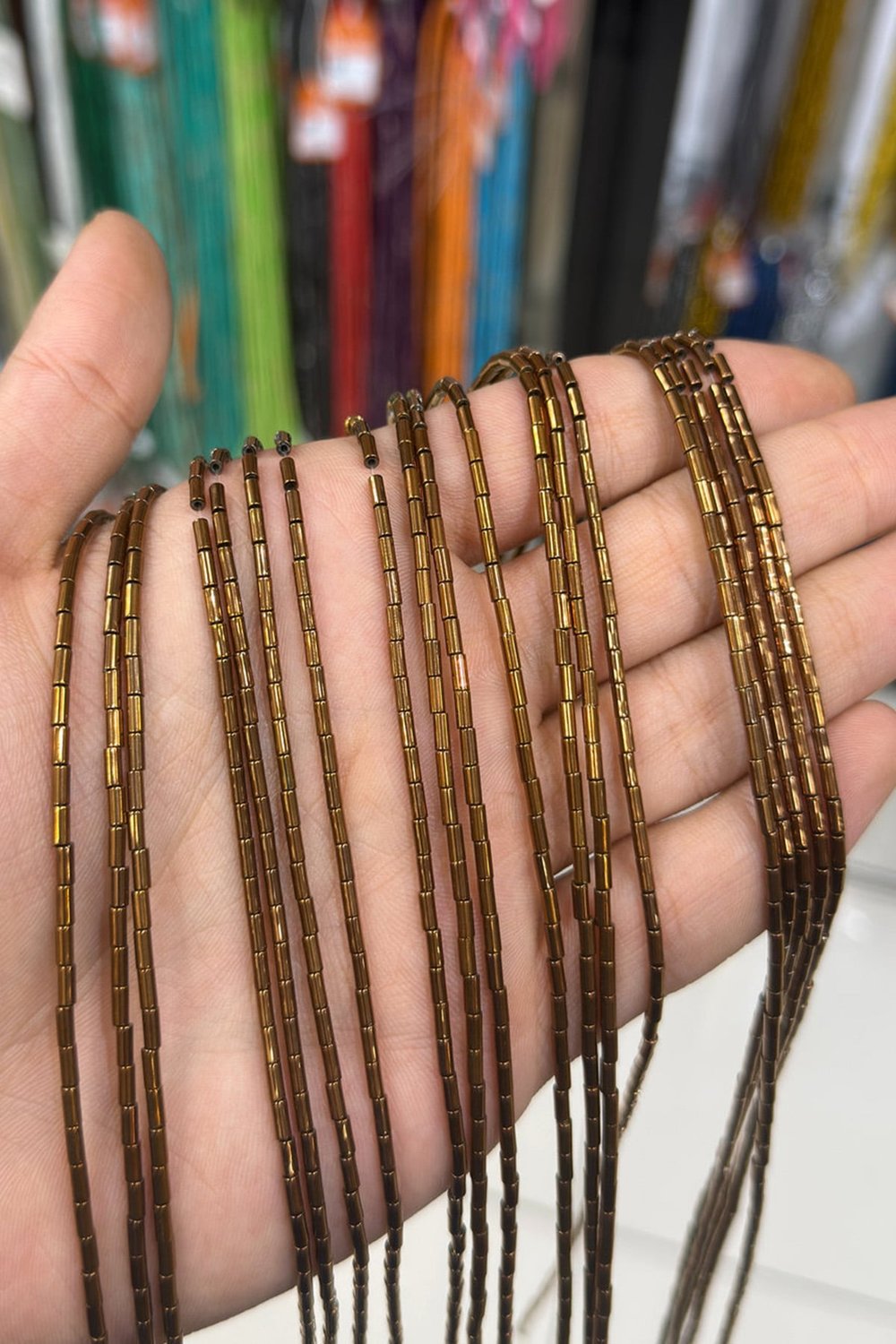 Hematit Taşı Silindir Kesim Parlak Kahverengi 2x4mm Doğal Taş Dizi