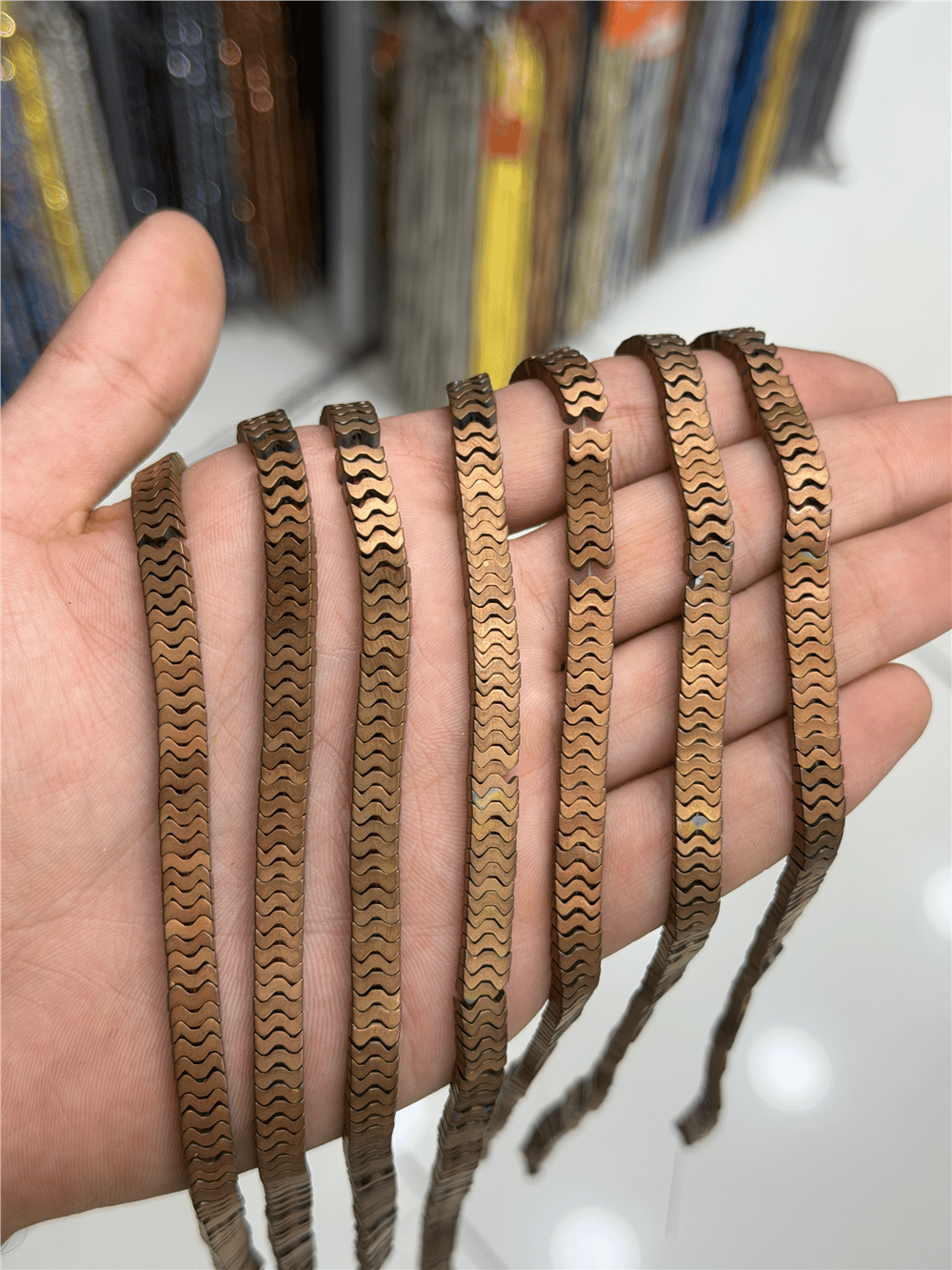 Hematit Taşı Yarasa Kesim Mat Kahverengi 7x1mm Doğal Taş Dizi