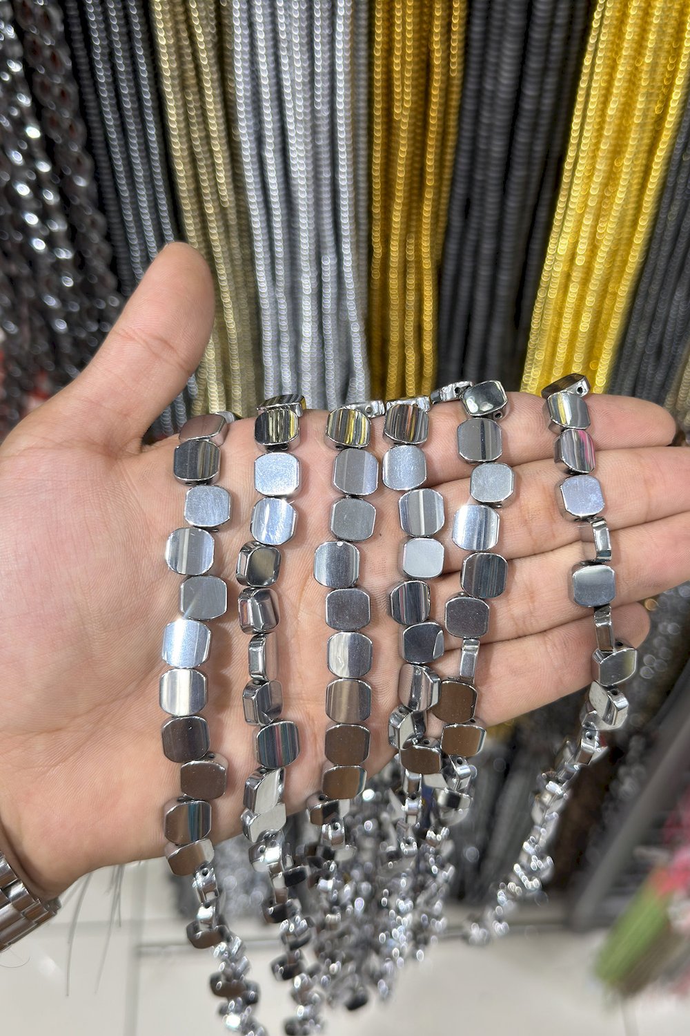 Hematit Taşı Yassı Kare Kesim 10x10mm- Parlak Gümüş Doğal Taş Dizi