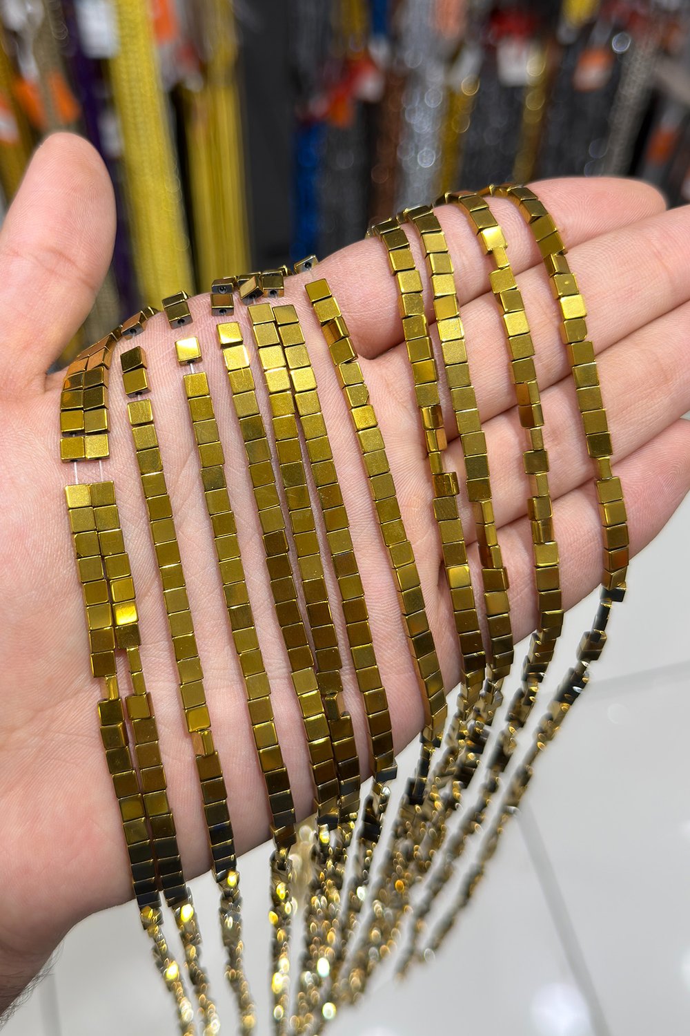 Hematit Taşı Yassı Kare Kesim 4x4mm- Parlak Gold Doğal Taş Dizi