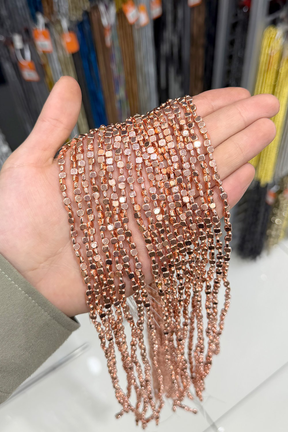 Hematit Taşı 4x4mm Yatsı Kare Kesim Doğal Taş Diziler