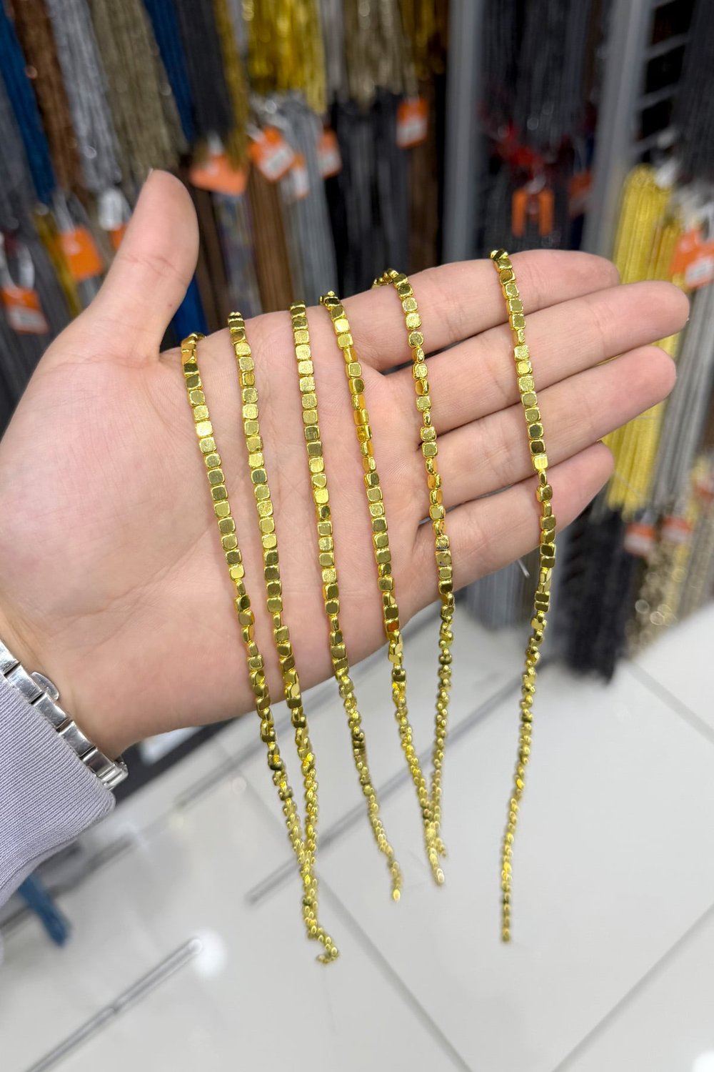 Hematit Taşı 4x4mm Yatsı Kare Kesim Doğal Taş Diziler