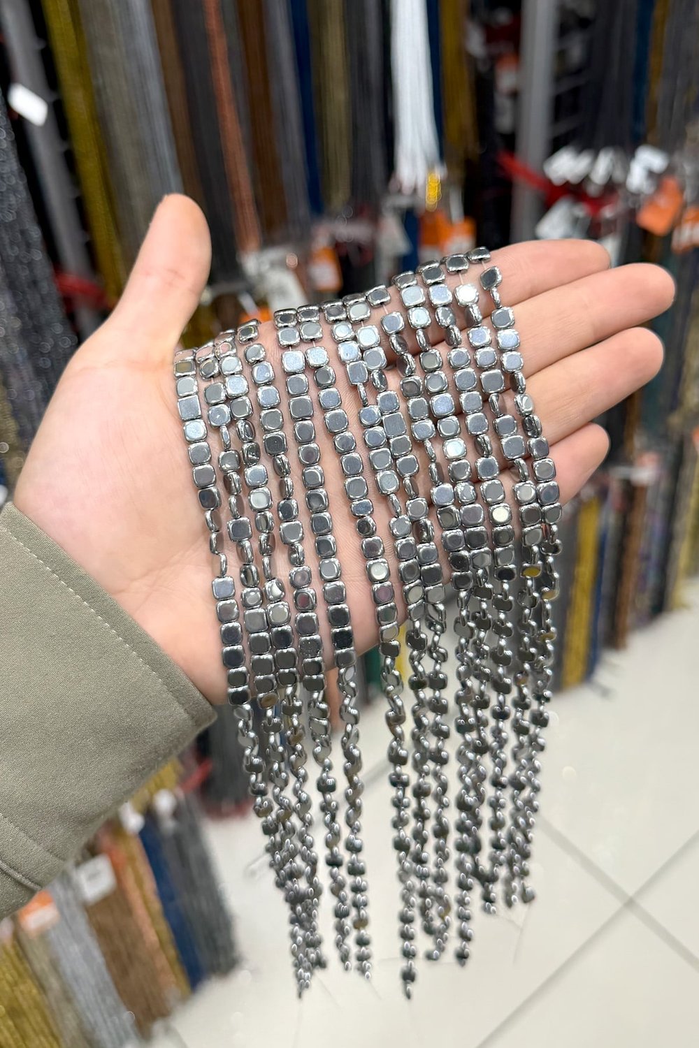 Hematit Taşı Yassı Kare Kesim Altın Sarı 6x6mm Doğal Taş Dizi