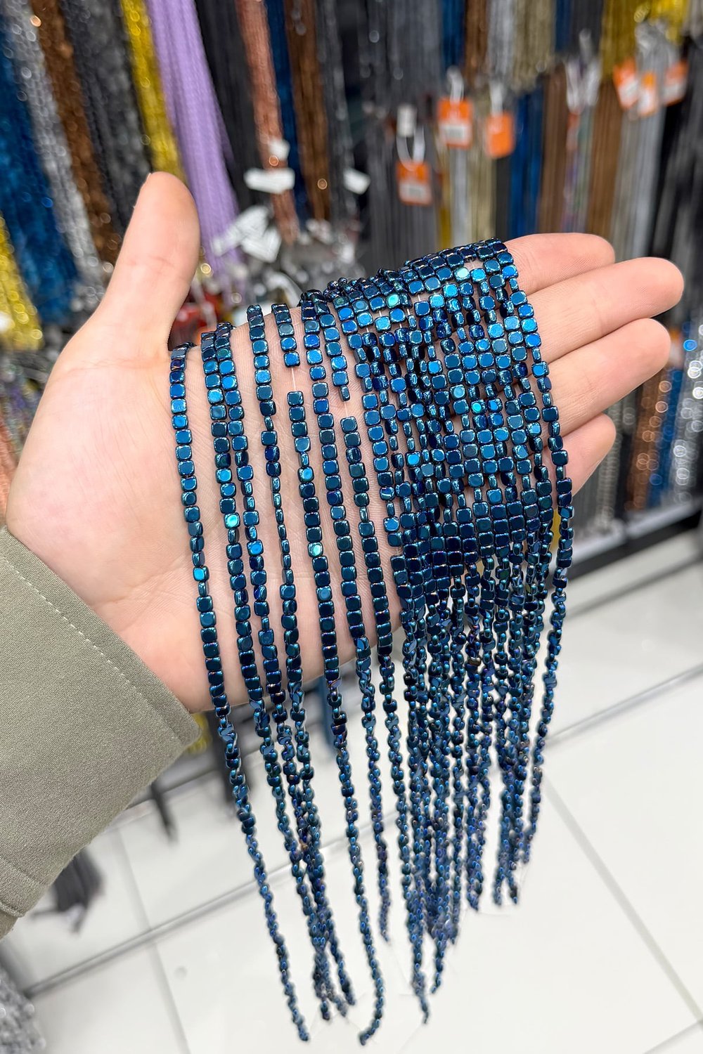 Hematit Taşı 4x4mm Yatsı Kare Kesim Doğal Taş Diziler