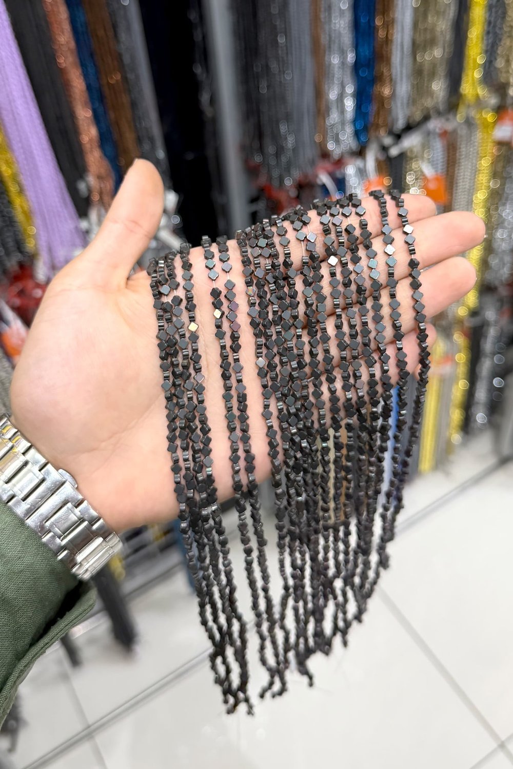 Hematit Taşı 4x4mm Yonca Kesim Doğal Taş Diziler