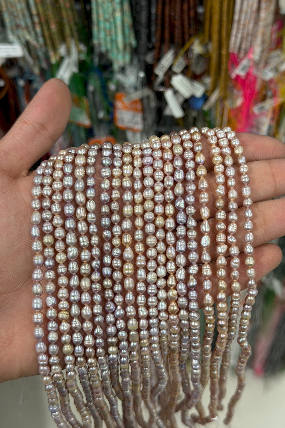 İnci Doğal Taş-Mor Arpa Amorf Kesim 4-5mm Dizi B