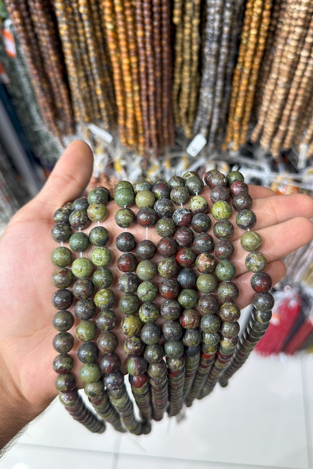 Kan Taşı Küre Kesim Parlak 10mm Doğal Taş Dizi