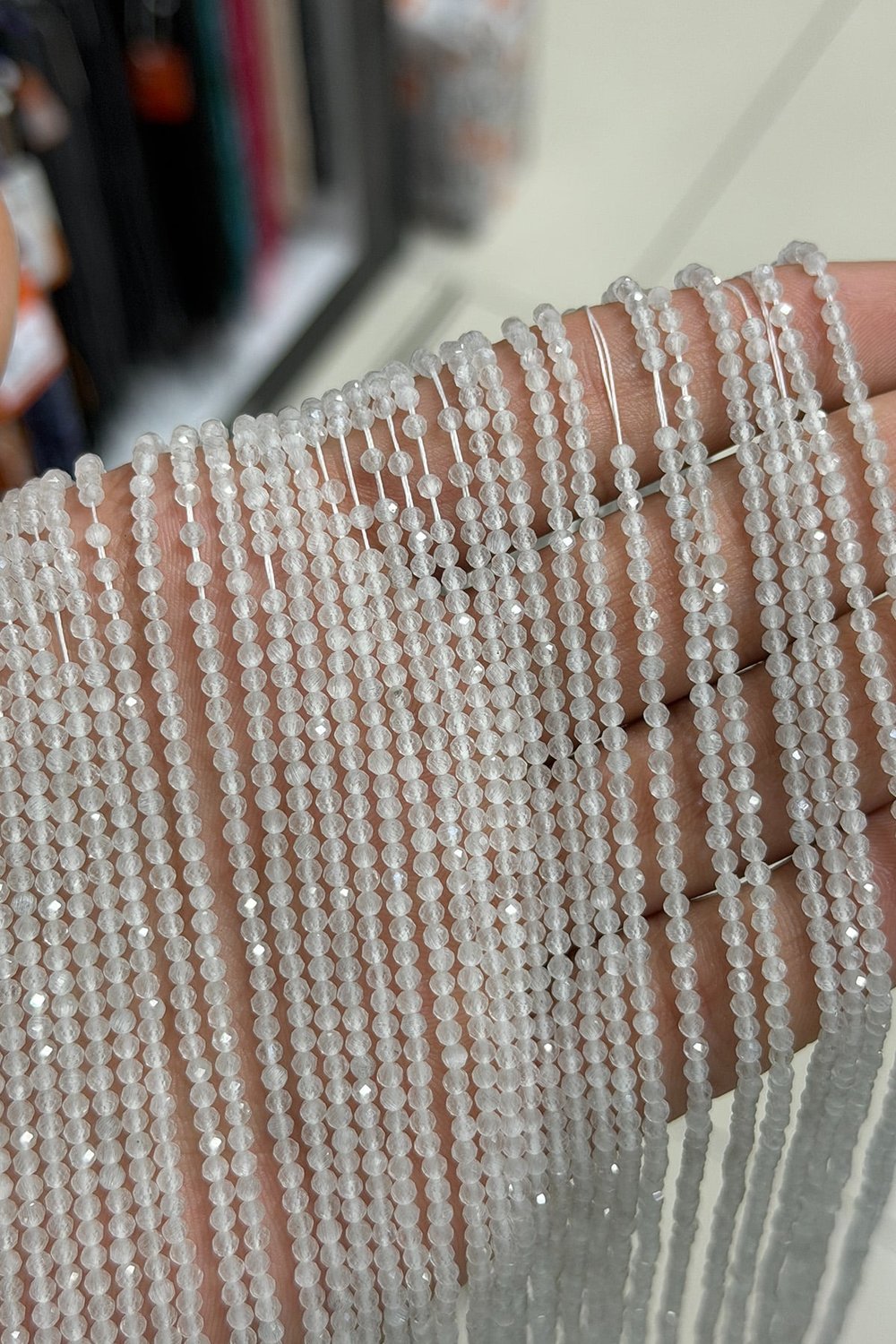 Kedi Gözü Taşı Faset Kesim Gri 2mm Doğal Taş Dizi