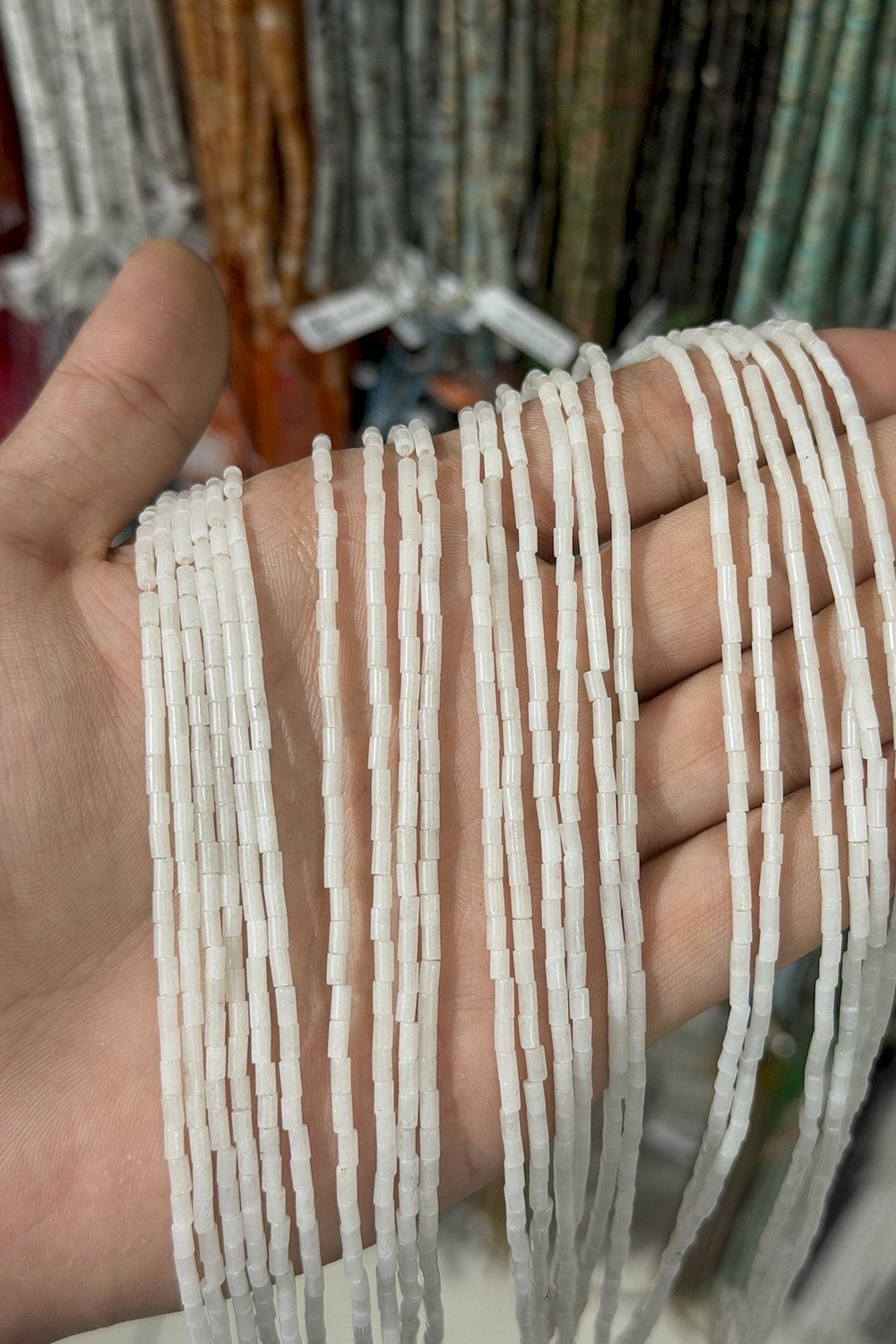 Kristal Kuvars Taşı Silindir Kesim Parlak 2x4mm Doğal Taş Dizi [AA]