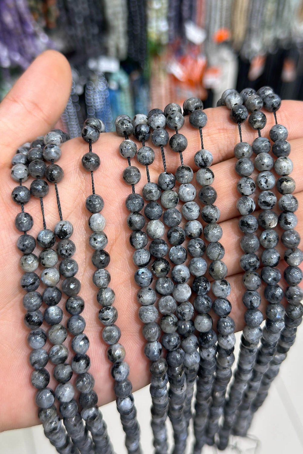Larvakit Taşı Küre Faset Kesim Parlak 6mm Doğal Taş Dizi [AA]