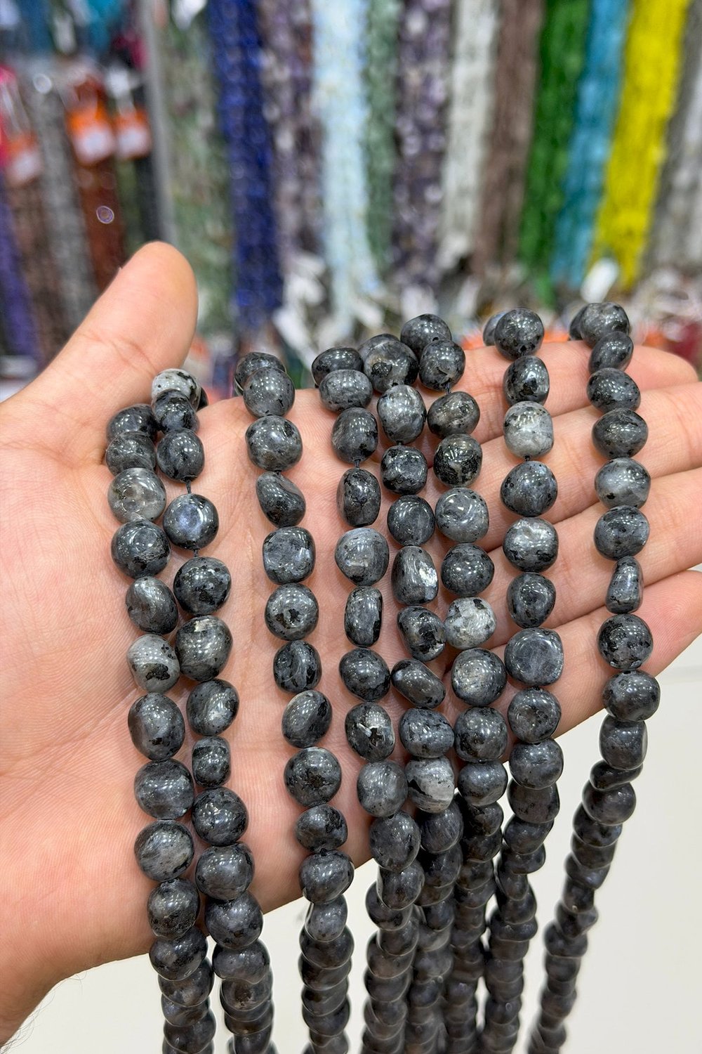 Larvakit Taşı Tımbıl Kesim Parlak 7x10mm Doğal Taş Dizi [AA]