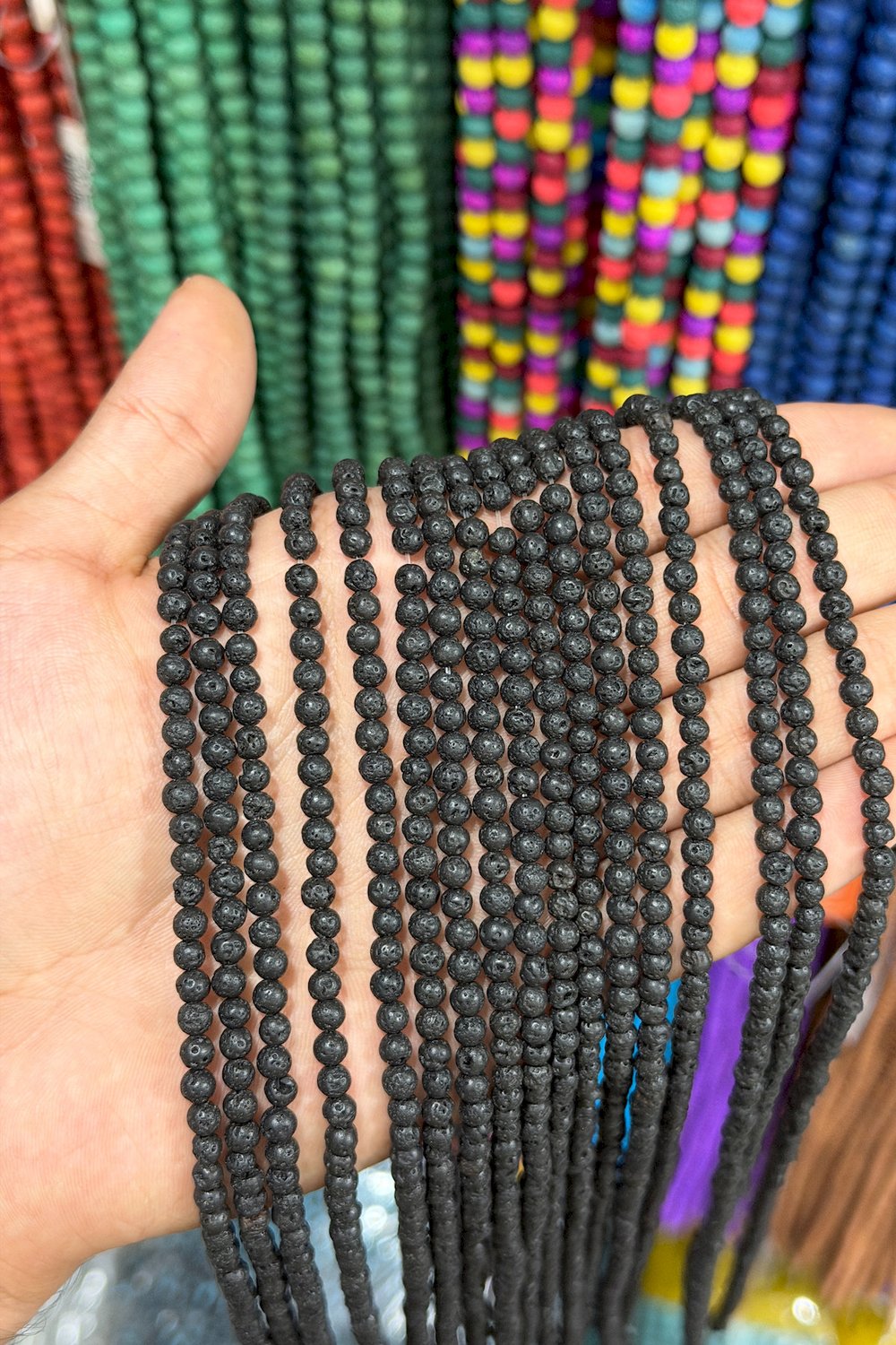 Lav Taşı Küre Kesim Mat Siyah 4mm Doğal Taş Dizi [AA]