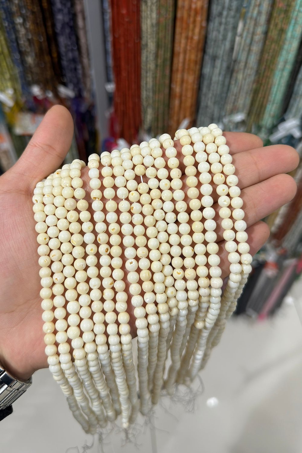 Mercan Doğal Taş Beyaz 6mm Dizi
