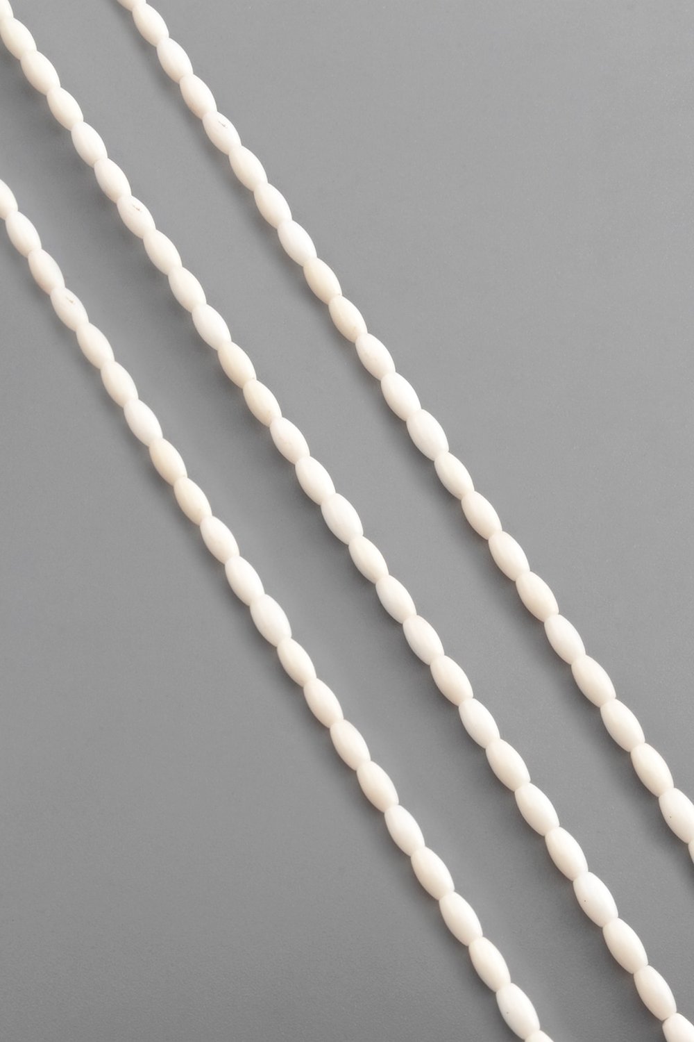 Mercan Taşı Arpa Kesim Beyaz 3x6mm Doğal Taş Dizi