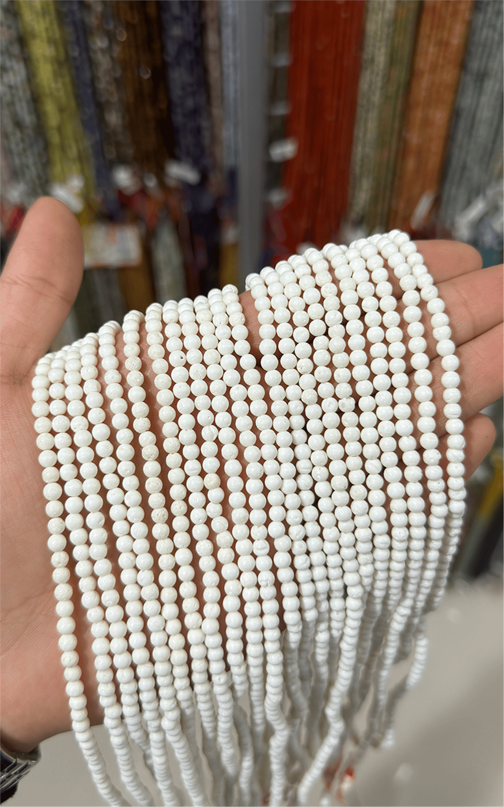 Mercan Doğal Taş Beyaz Kesim 4mm Dizi