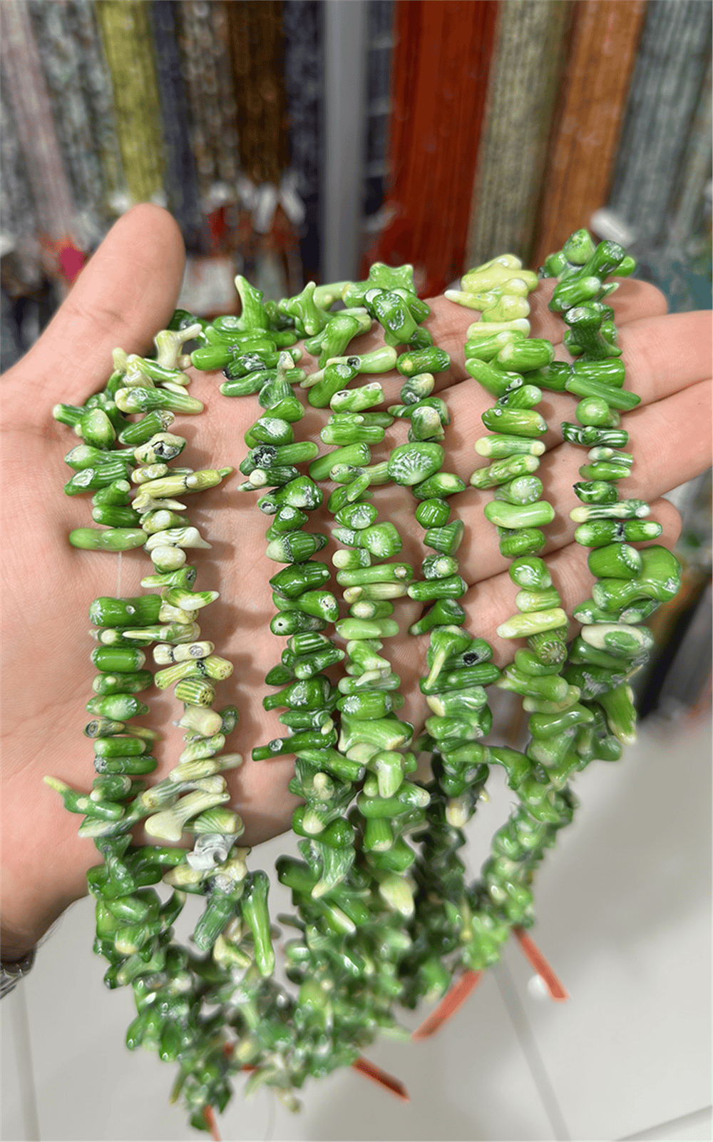 Mercan Doğal Taş Parlak Açık Yeşil Dal Mercan 5x15mm Dizi
