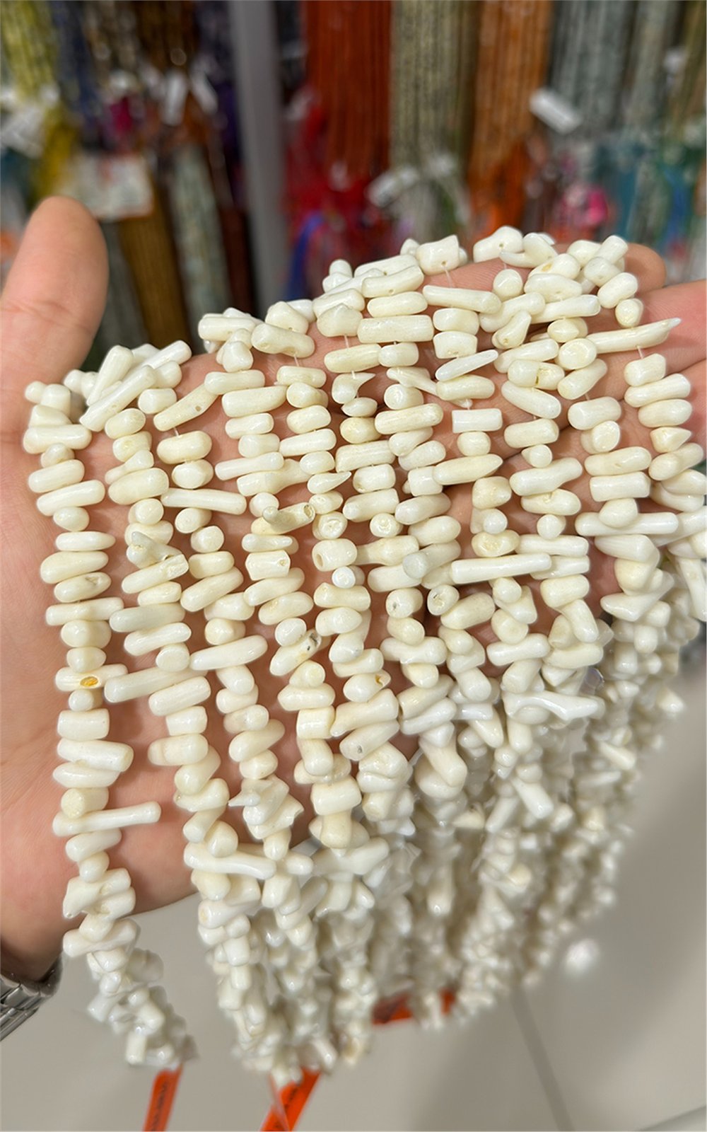 Mercan Doğal Taş Parlak Beyaz Dal Mercan 4x14mm Dizi