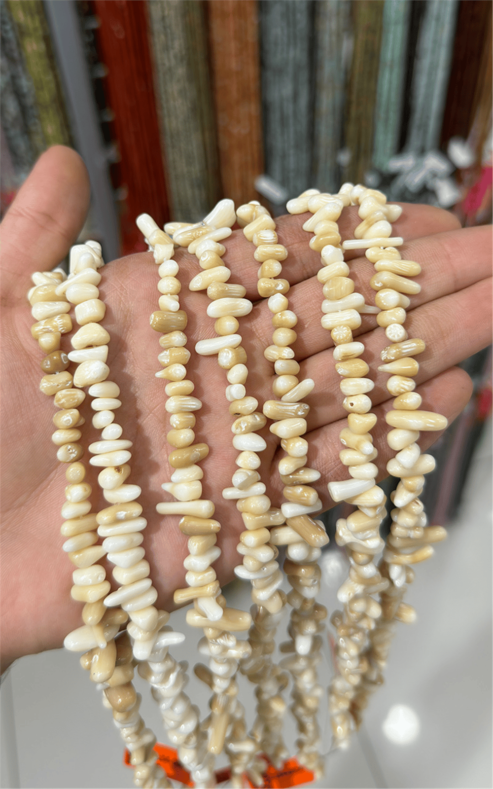 Mercan Doğal Taş Parlak Beyaz Kalın Dal Mercan 5x11mm Dizi