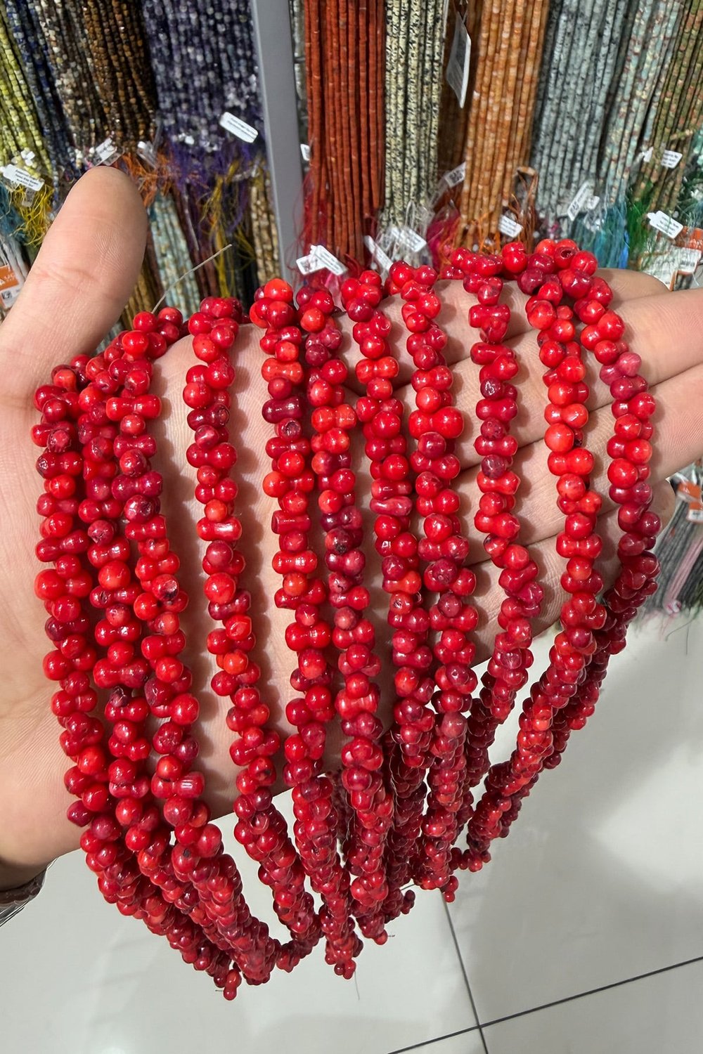 Mercan Doğal Taş Parlak Kırmızı Kemik Kesim 5x9mm Dizi