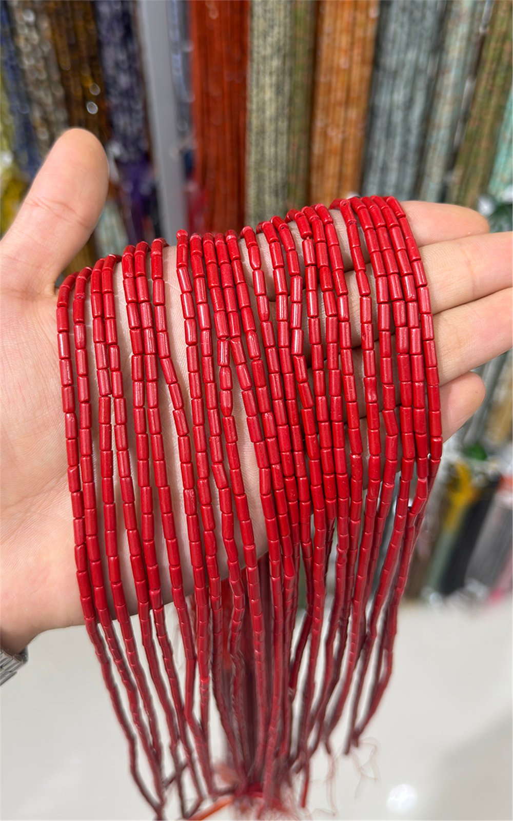 Mercan Doğal Taş Parlak Koyu Silindir Kesim 3x7mm Dizi (AB)