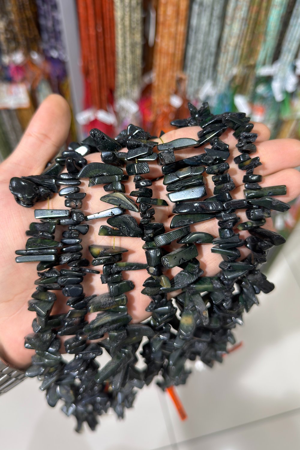 Mercan Doğal Taş Parlak Siyah Diş 6x20mm Dizi