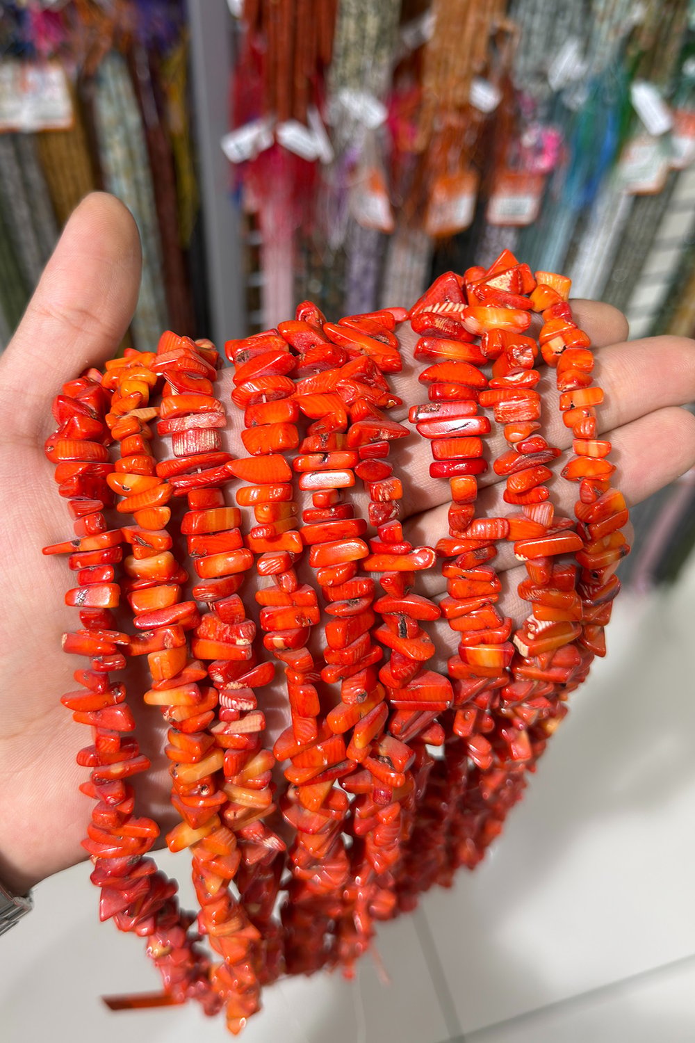 Mercan Doğal Taş Parlak Turuncu Amorf Dore Kesim 6x12mm Dizi