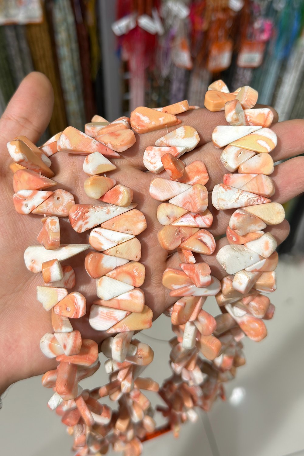 Mercan Doğal Taş Parlak Turuncu Yassı Damla 22x4mm Dizi