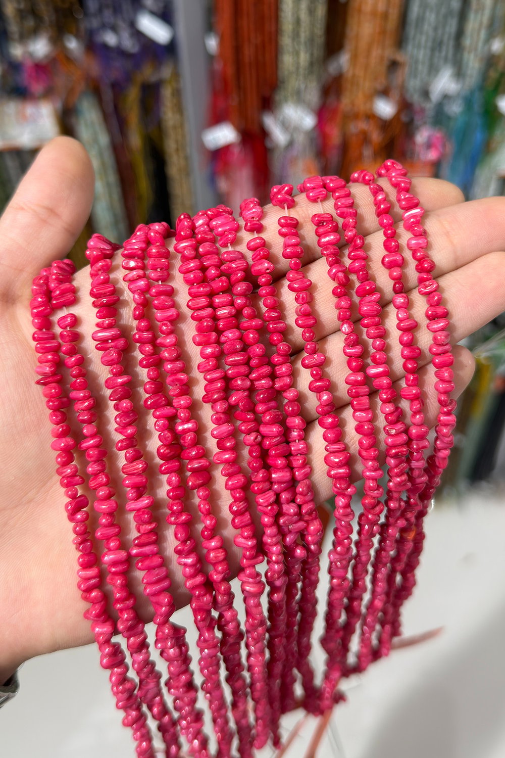 Mercan Doğal Taş Yandan Delikli Tımbıl Kesim 3x6mm Dizi