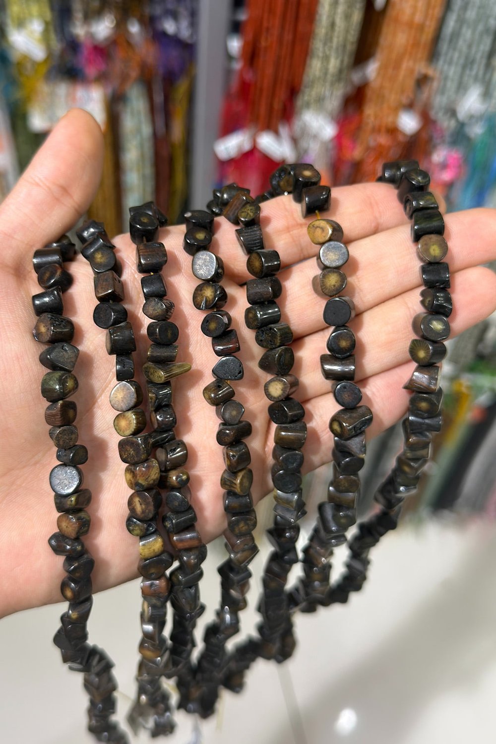 Mercan Taşı Amorf Kesim Parlak Siyah 8x8mm Doğal Taş Dizi [AA]