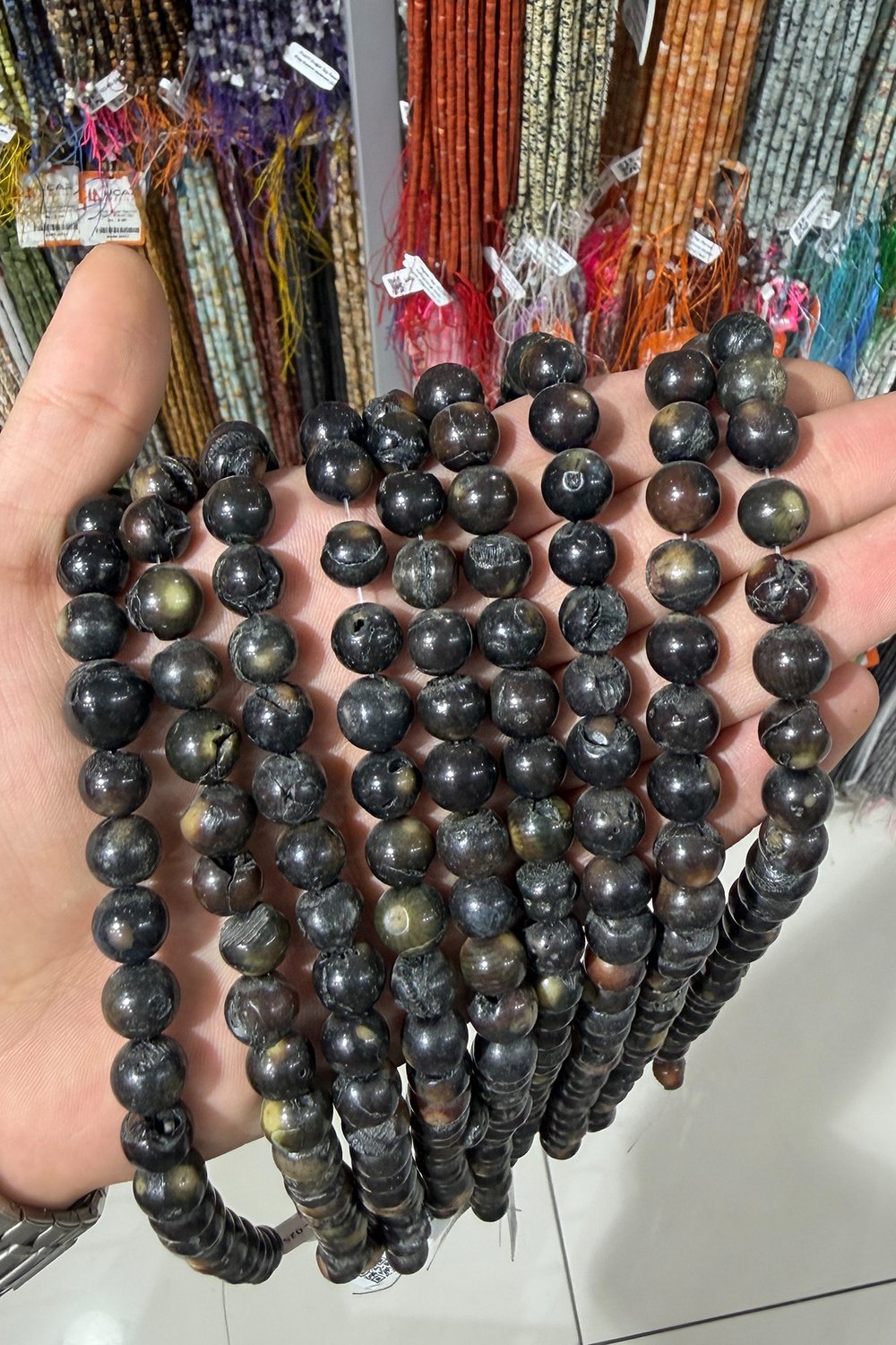 Mercan Taşı Küre Kesim Parlak Siyah 10mm Doğal Taş Dizi