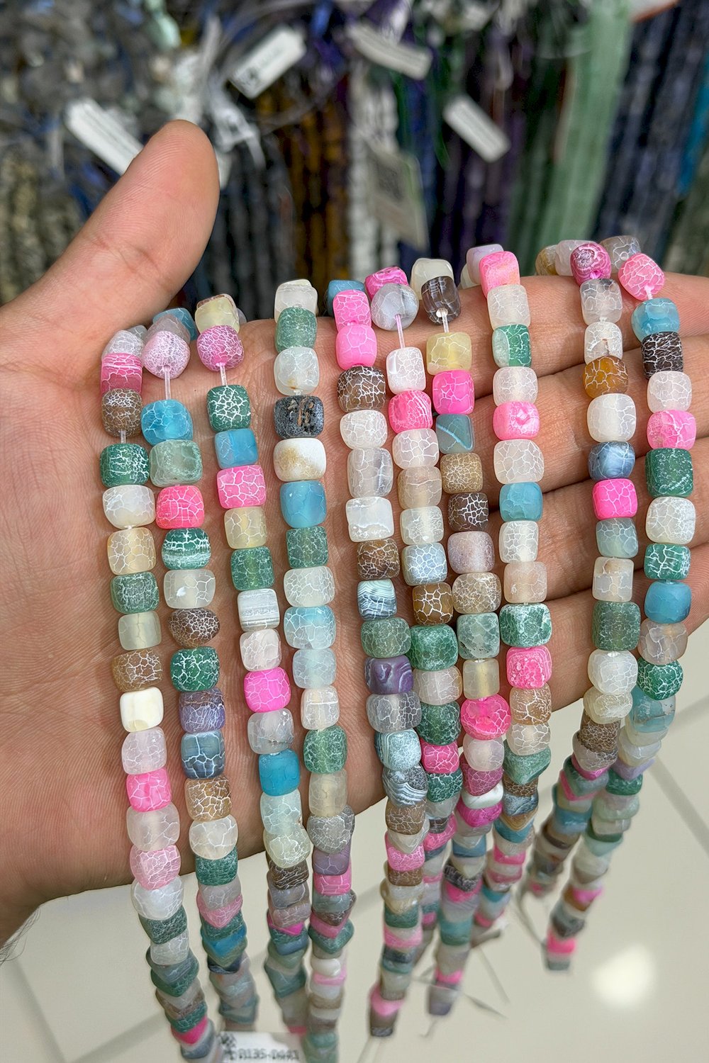 Mix Akik Taşı Küp Kesim 8x8mm Doğal Taş Dizi