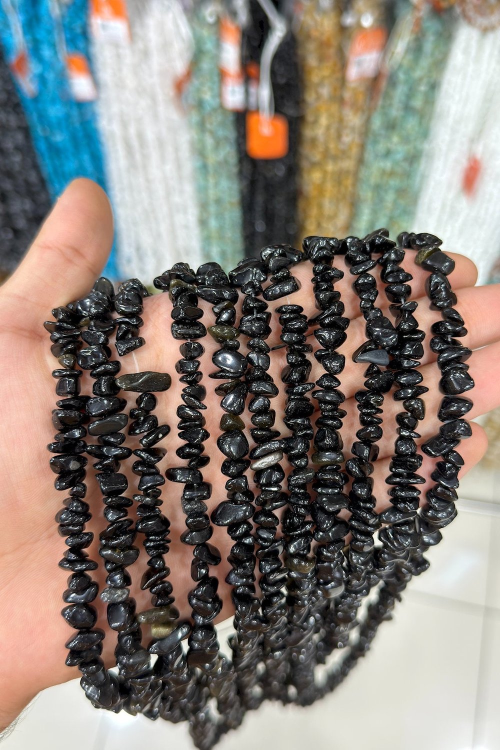 Obsidyen Kırık Taş Orta Boy Parlak 5x8mm Doğal Taş Dizi