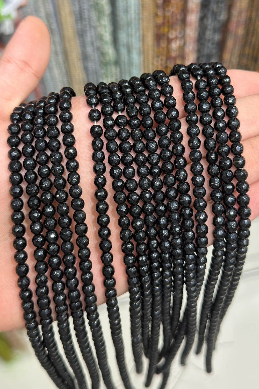 Oniks Taşı Küre Faset Kesim Parlak 6mm Doğal Taş Dizi [AB]