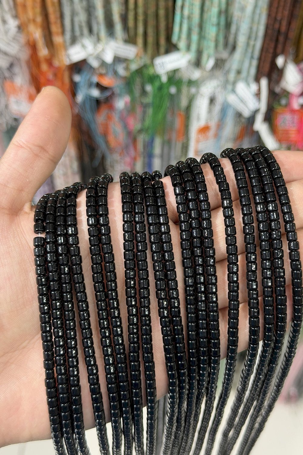 Oniks Taşı Silindir Kesim Parlak 4x4mm Doğal Taş Dizi [AA]